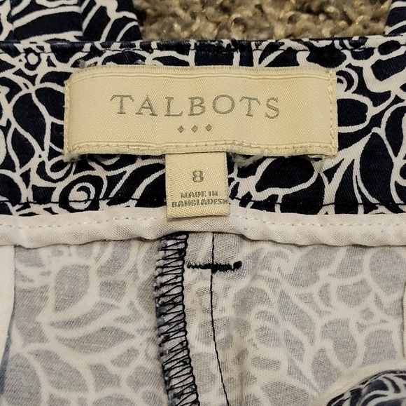Talbots size 8 ankle stretch pants in a blue and white floral Print - Picture 6 of 10